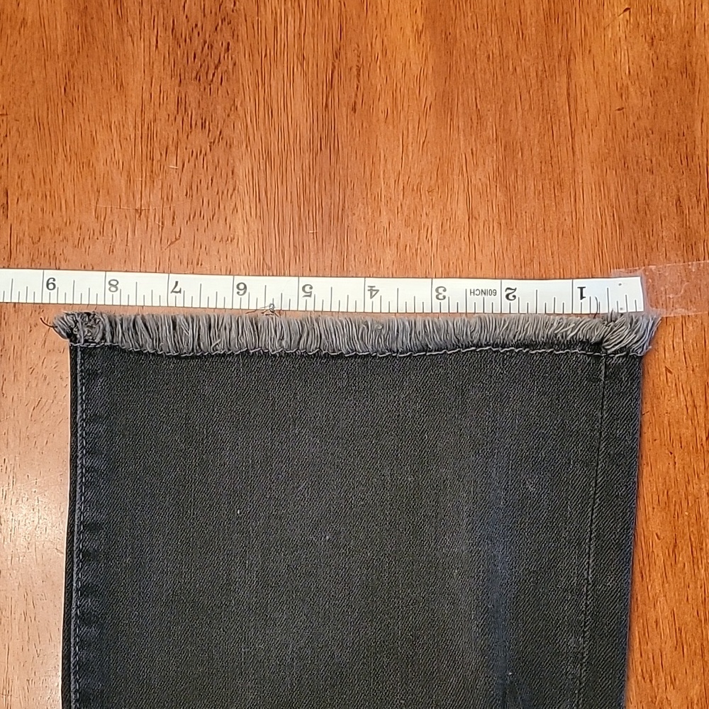 Free People sz W30 fringe ankle crop washed black jeans. - Picture 9 of 9